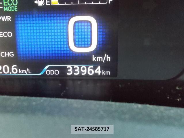 Toyota PRIUS 2017-06 343540-6