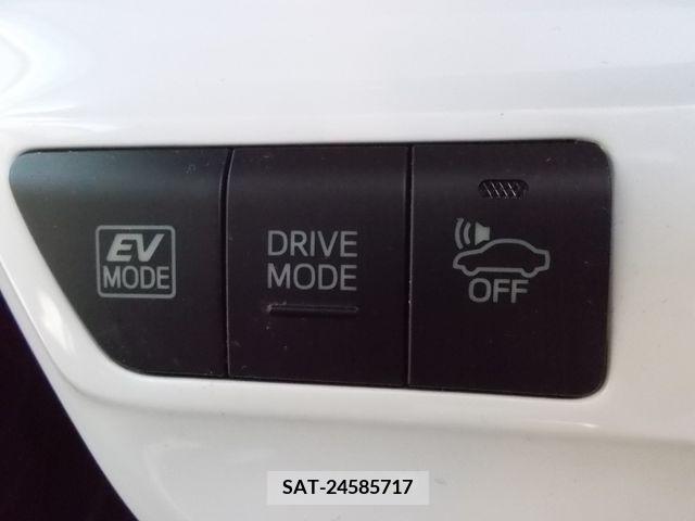 Toyota PRIUS 2017-06 343540-20
