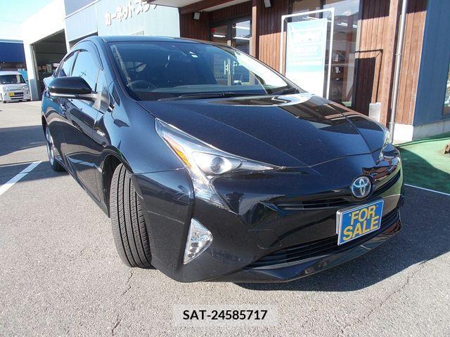 Toyota PRIUS 2017-06 343540-0