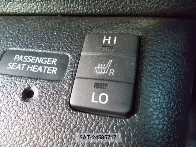 Toyota PRIUS 2017-06 343540-25