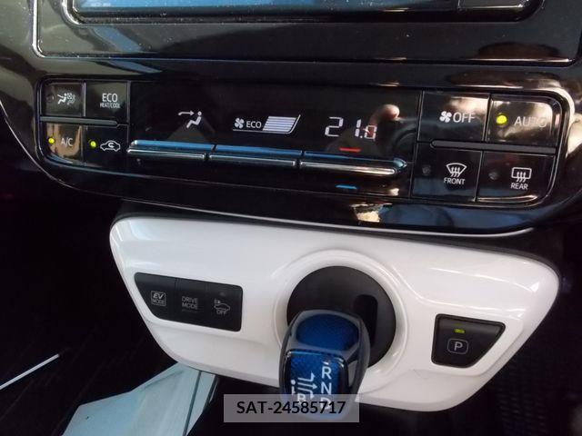 Toyota PRIUS 2017-06 343540-12