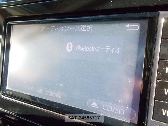 Toyota PRIUS 2017-06 343540-10