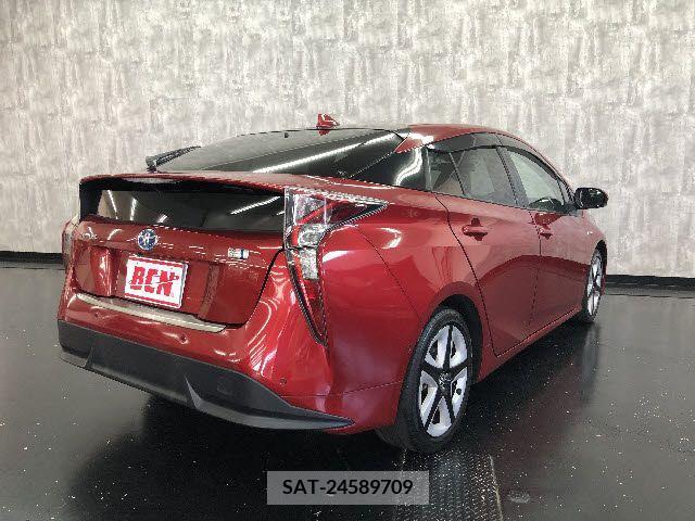 Toyota PRIUS 2016-05 344824-2