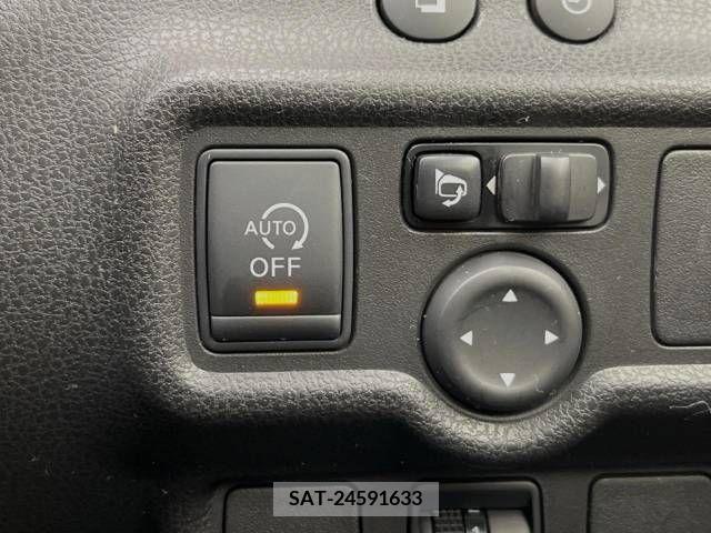 Nissan NOTE 2014-05 252709-4