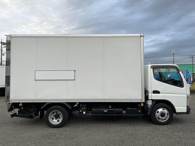 Mitsubishi CANTER 2016-03 186486-2