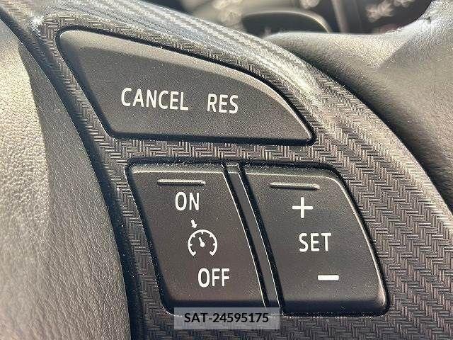 Mazda DEMIO 2015-04 267543-3