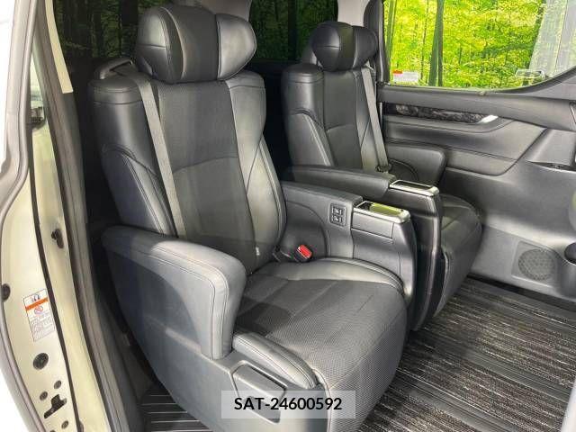 Toyota VELLFIRE 2018-12 245676-9