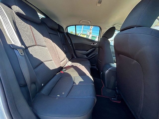 Mazda AXELA SPORT 2017-08 20134-3