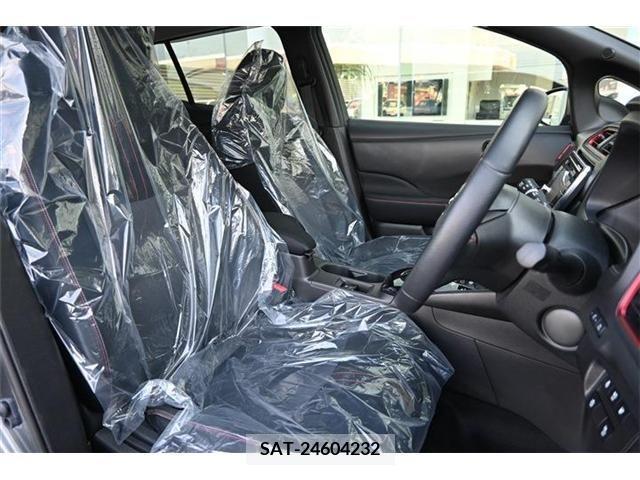Nissan LEAF 2019-05 256388-8