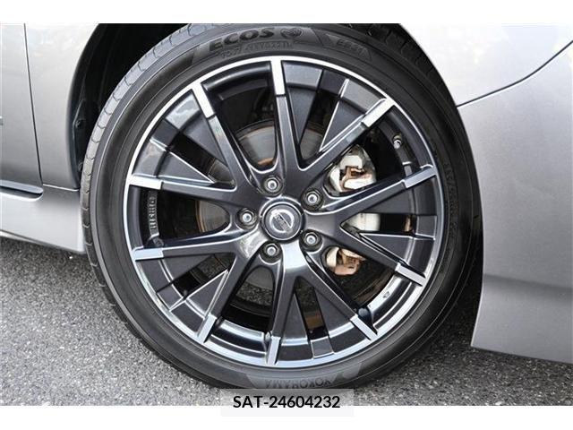 Nissan LEAF 2019-05 256388-19