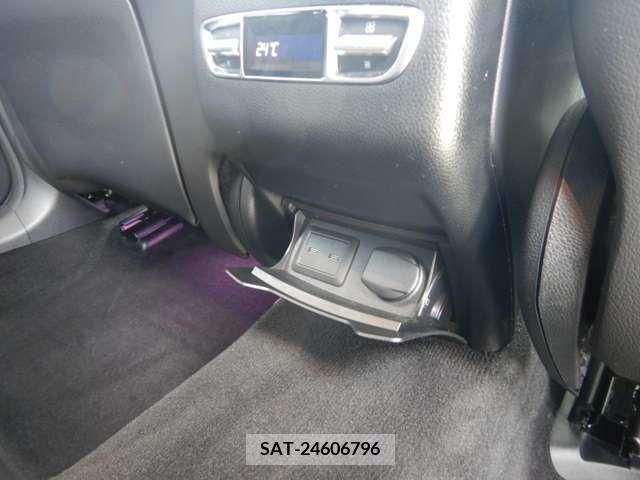Amg C-CLASS 2023-01 317693-21