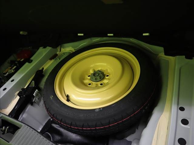 Toyota CROWN SEDAN 2013-11 26983-27