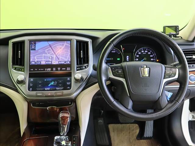 Toyota CROWN SEDAN 2013-11 26983-19