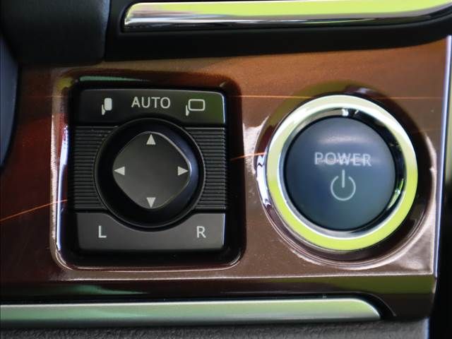 Toyota CROWN SEDAN 2013-11 26983-9