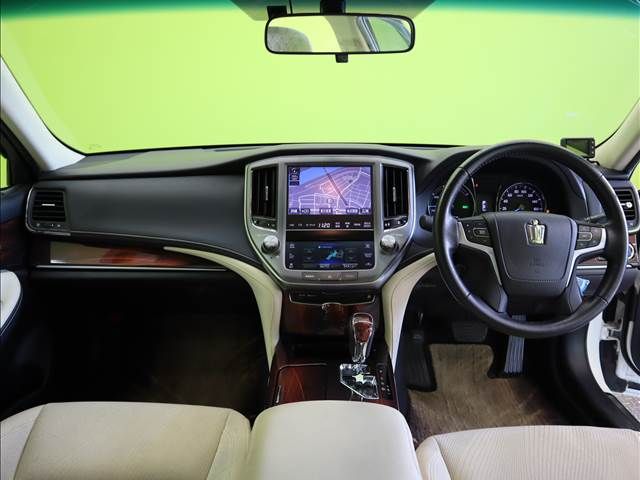 Toyota CROWN SEDAN 2013-11 26983-2