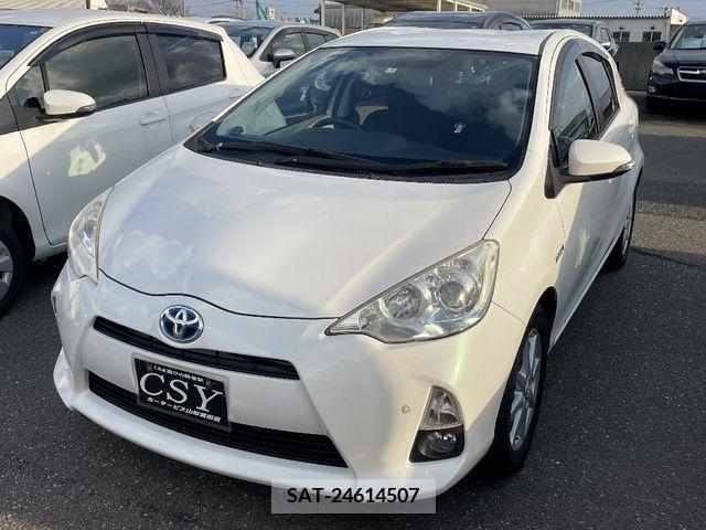 Toyota AQUA 2013-03 233097-1