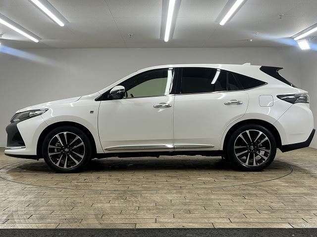 Toyota HARRIER 2018-02 23772-13