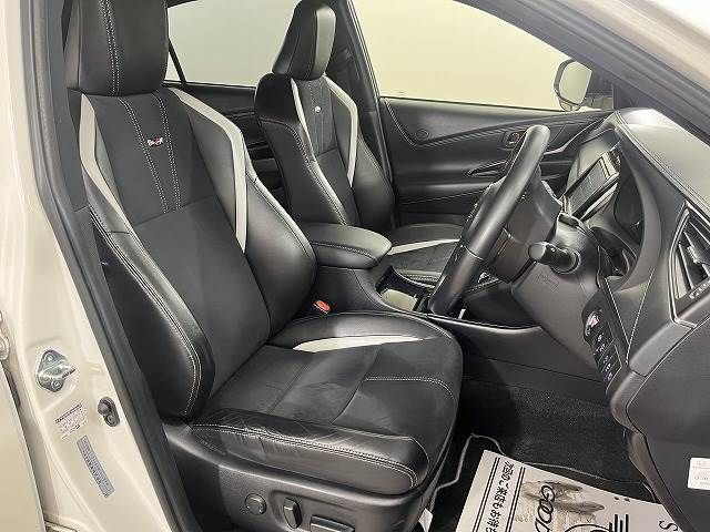 Toyota HARRIER 2018-02 23772-8