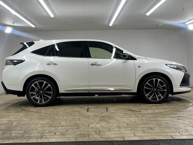 Toyota HARRIER 2018-02 23772-14