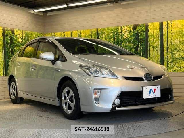 Toyota PRIUS 2012-01 322005-16