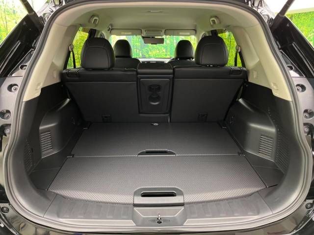 Nissan X-TRAIL 2018-07 194667-10