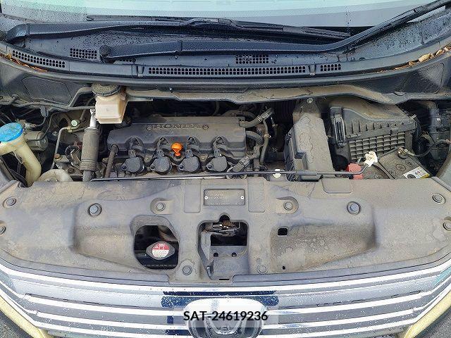 Honda STEP WGN 2010-02 381776-27
