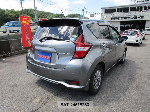 Nissan NOTE 2017-03 392920-2