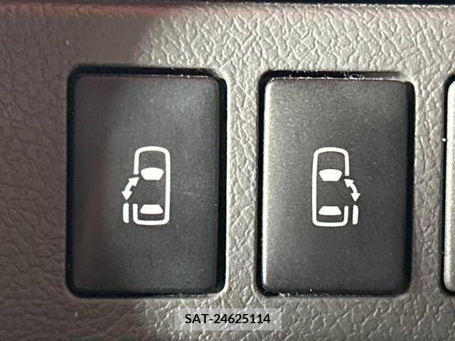 Toyota VOXY 2008-04 370485-5