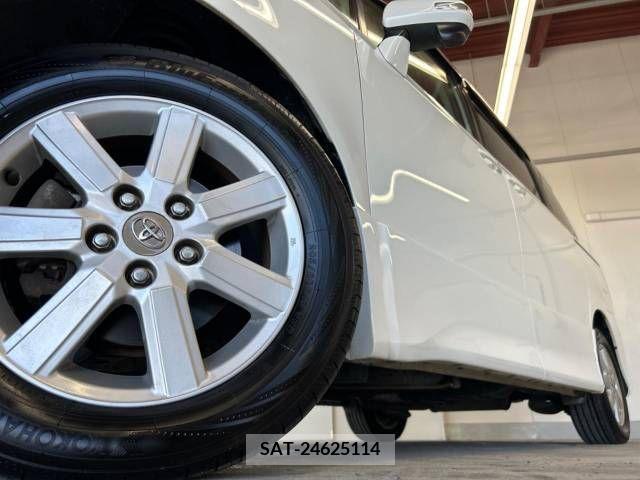 Toyota VOXY 2008-04 370485-14