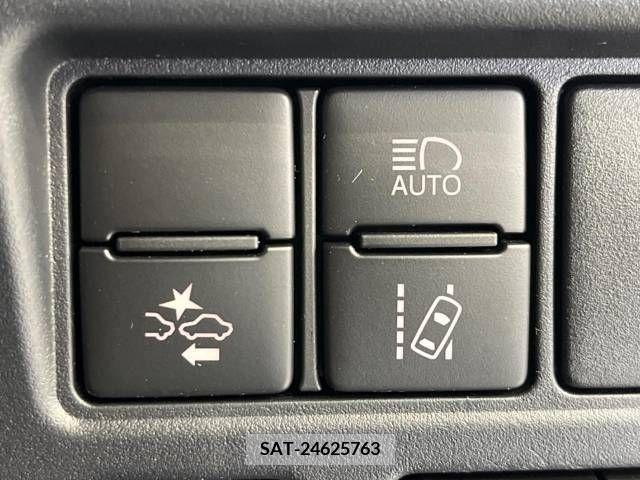 Toyota VOXY 2019-04 289902-5