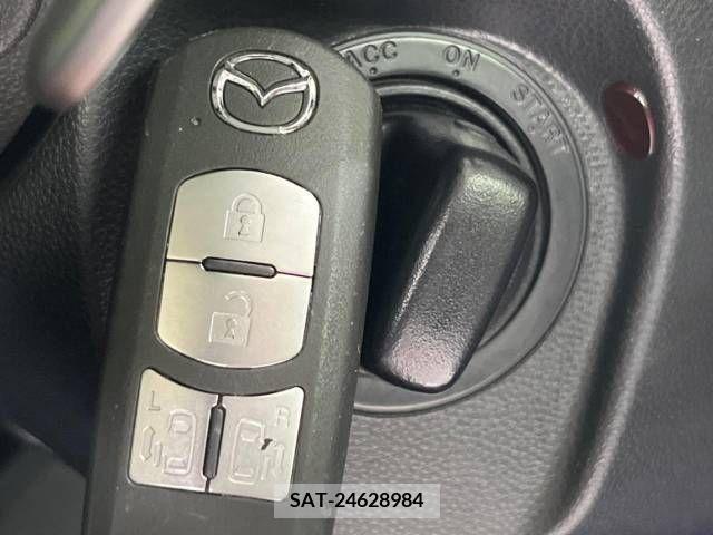 Mazda BIANTE 2017-11 301210-7