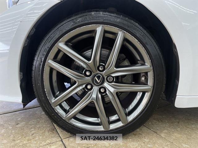 Lexus IS 2013-09 208038-17