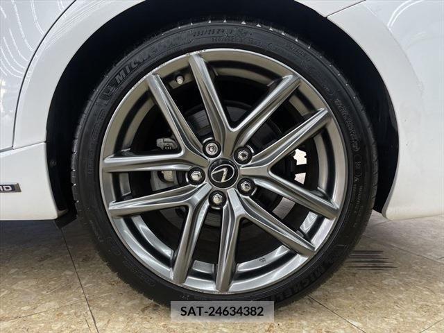 Lexus IS 2013-09 208038-16