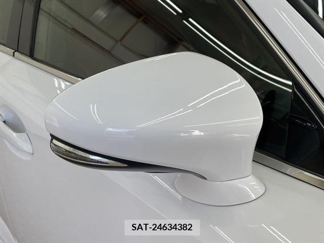 Lexus IS 2013-09 208038-13