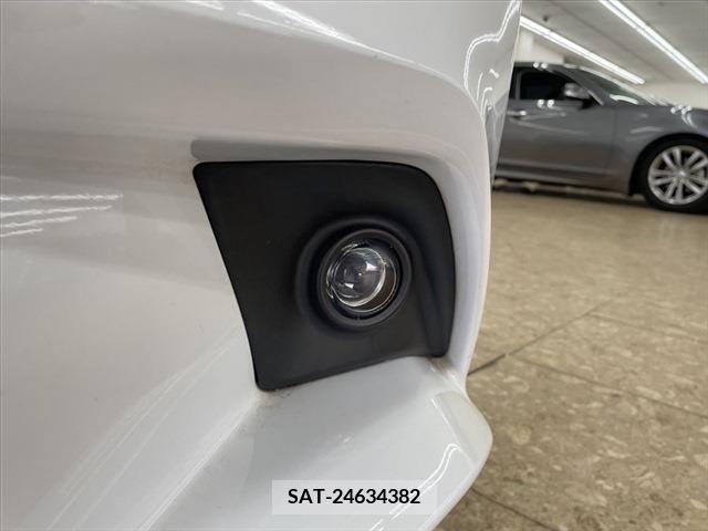 Lexus IS 2013-09 208038-10