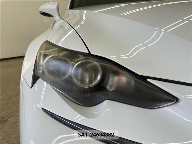 Lexus IS 2013-09 208038-9