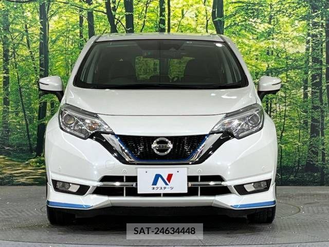 Nissan NOTE 2017-08 329770-14