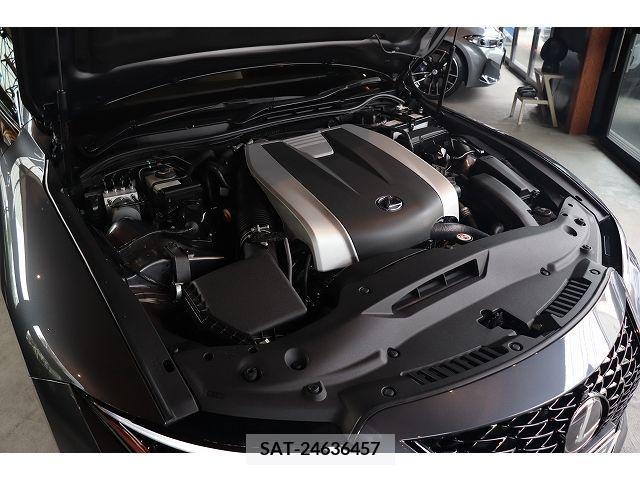 Lexus IS 2021-10 304451-9
