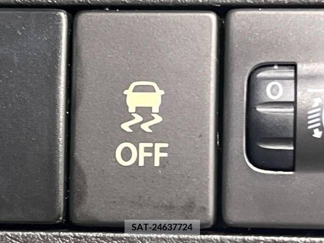 Suzuki ALTO 2015-04 352054-4