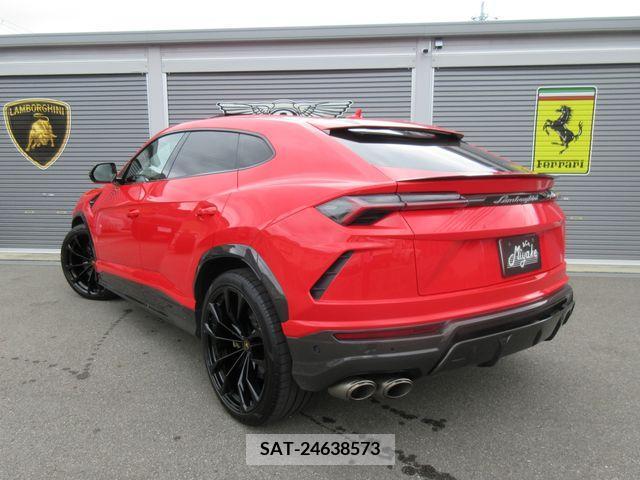 Lamborghini URUS 2020-02 321273-2