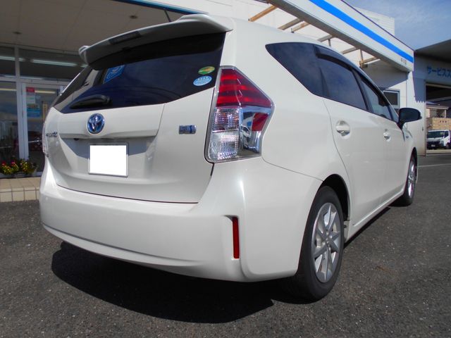 Toyota PRIUS ALPHA 2015-09 9919-3