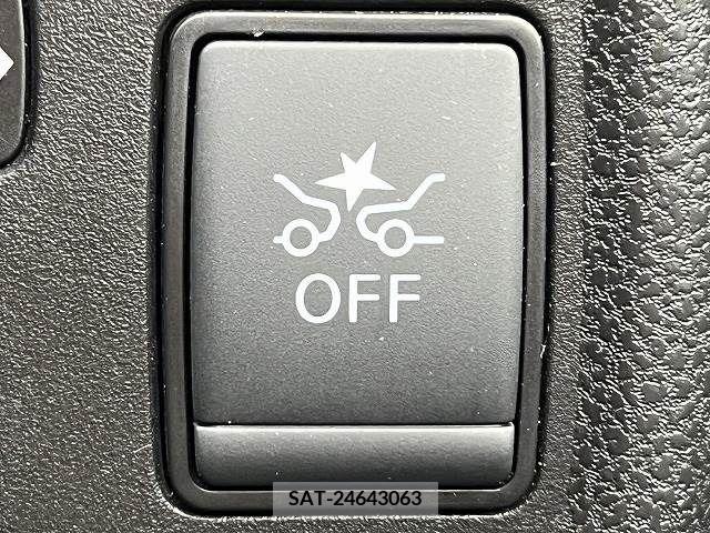 Nissan NOTE 2019-08 305521-3