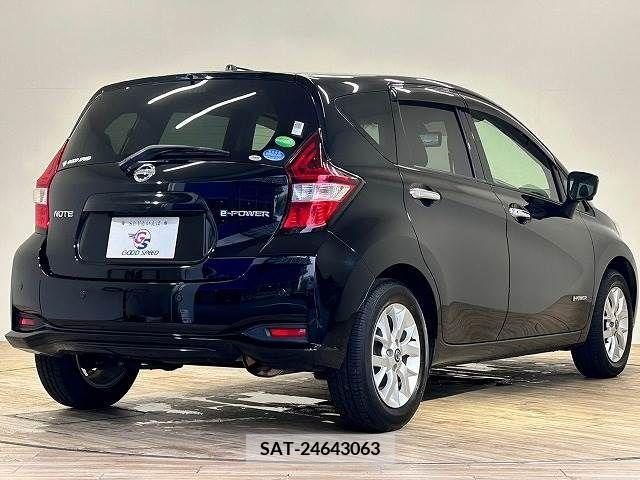 Nissan NOTE 2019-08 305521-16