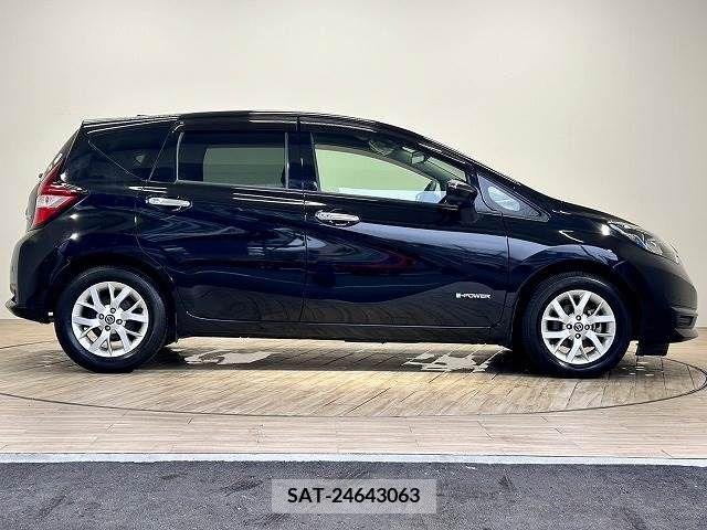 Nissan NOTE 2019-08 305521-14
