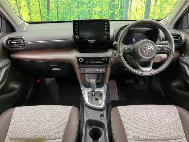Toyota YARIS CROSS 2022-03 23489-1