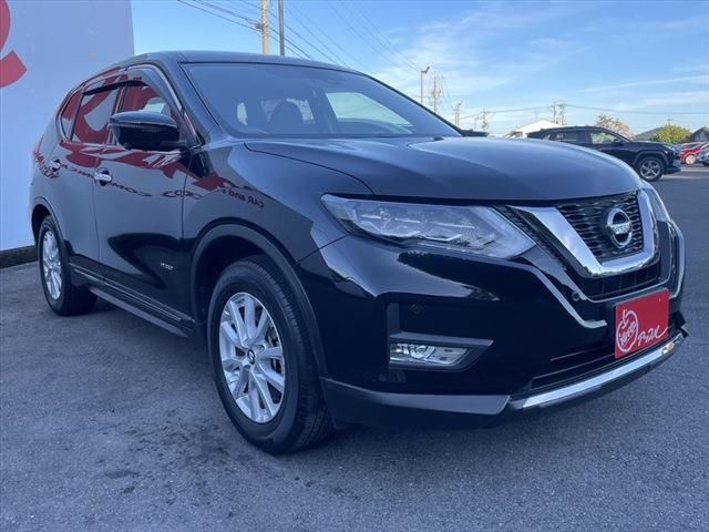 Nissan X-TRAIL 2018-11 13213-2