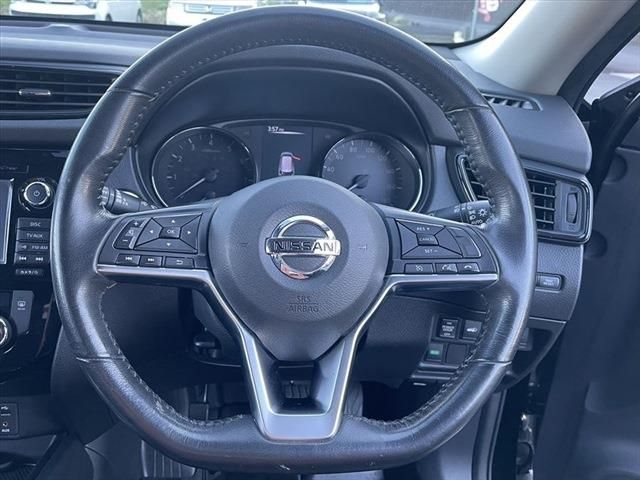 Nissan X-TRAIL 2018-11 13213-24