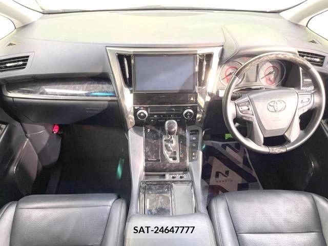 Toyota ALPHARD 2018-01 355487-1