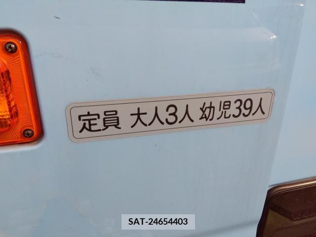 Toyota COASTER 2016-08 295657-6