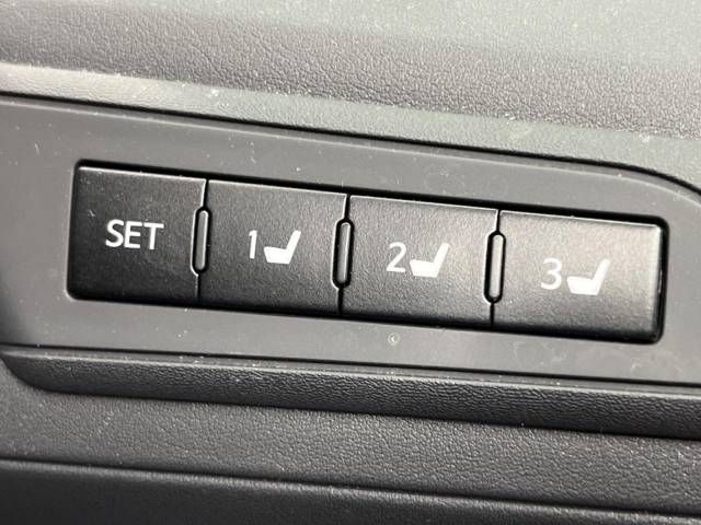 Toyota ALPHARD 2021-01 194697-7